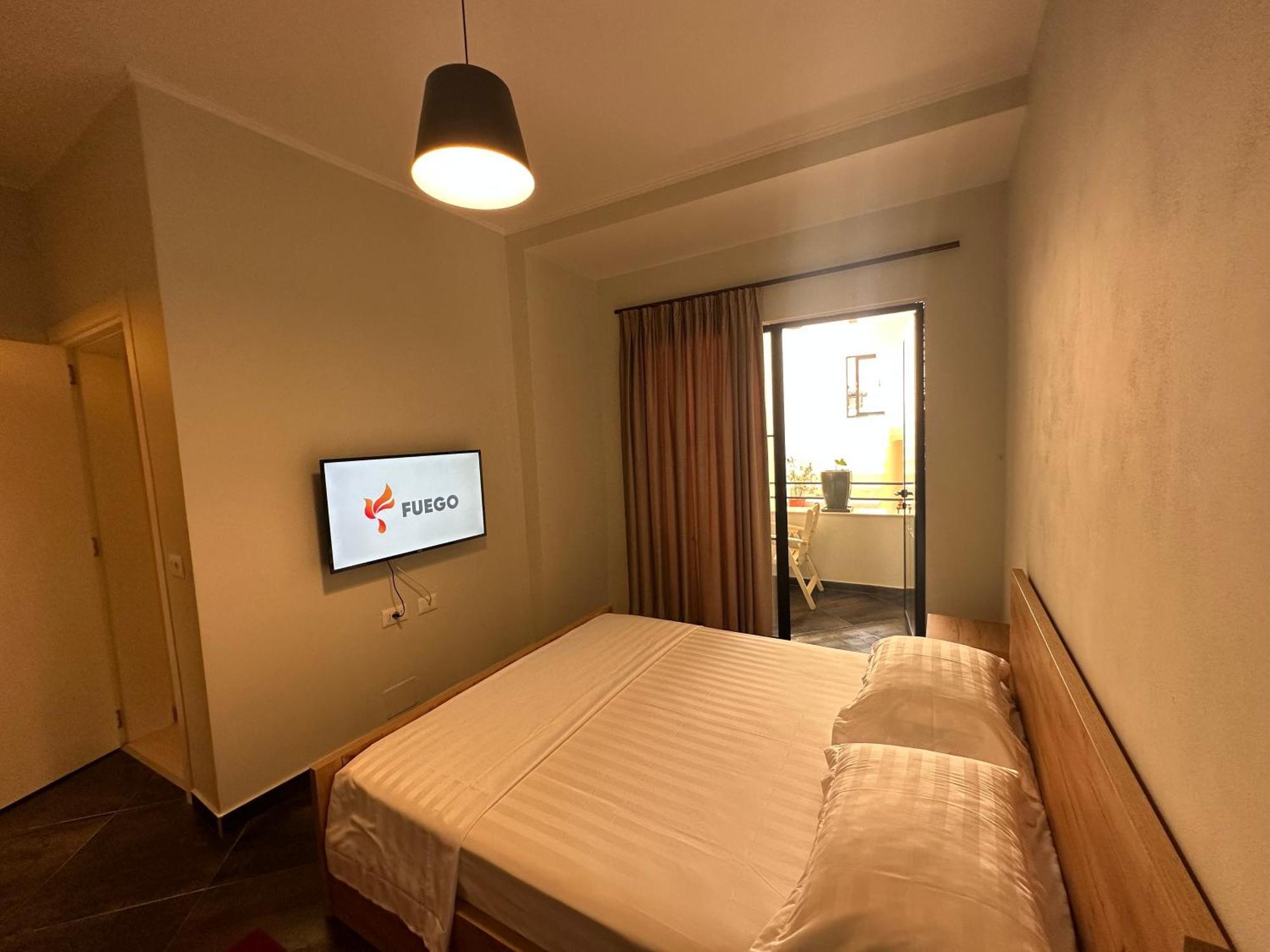 Central Comfort Suites ติรานา ภายนอก รูปภาพ